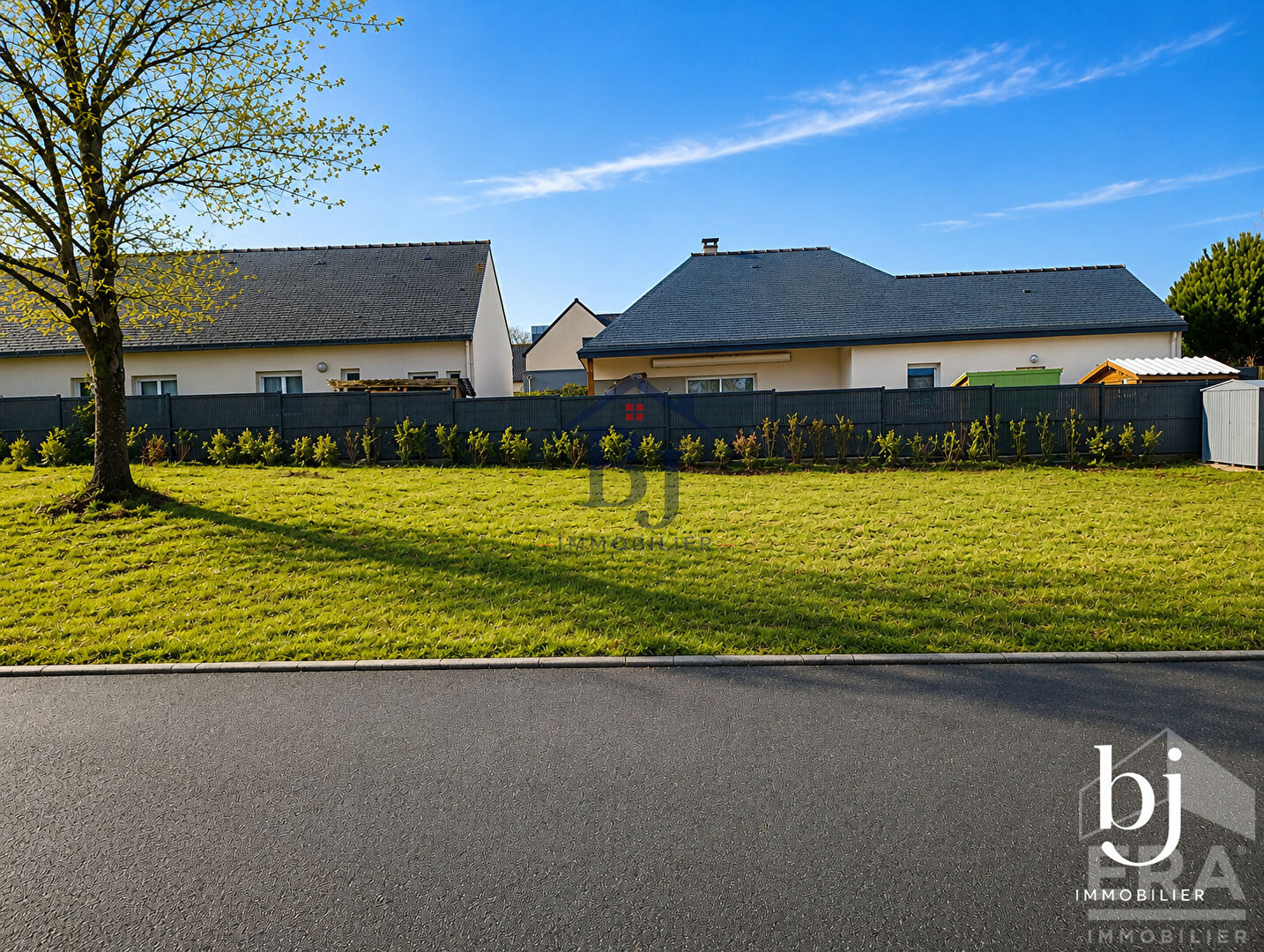 Terrain à vendre à Guichen, 330 m² – photo 2 sur 3