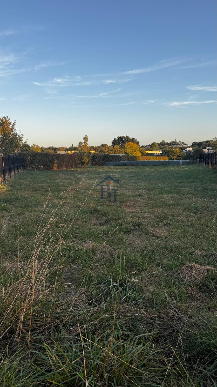 Terrain à vendre à Chateaubourg, 590 m² – photo 1 sur 5